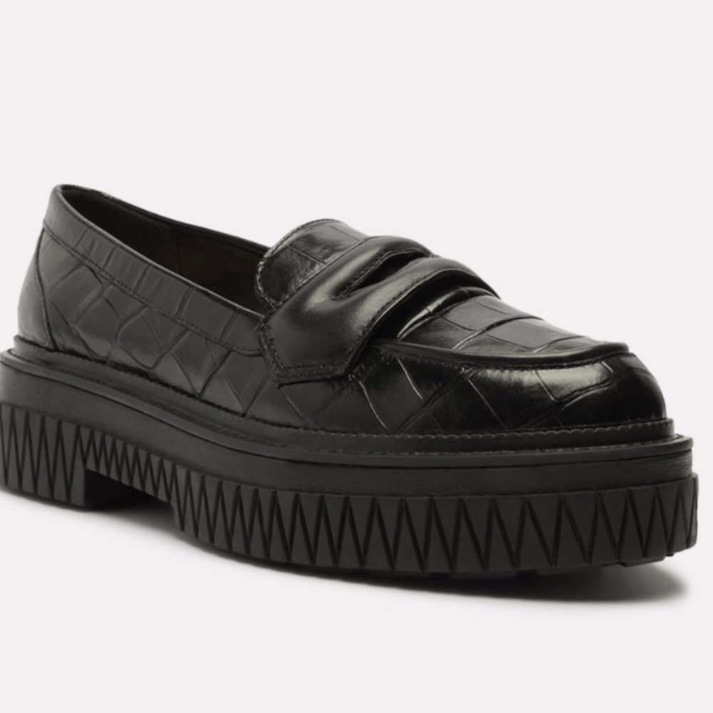 SCHUTZ Viola Crocodile-Embossed Leather Flat - BRAND NEW NWT